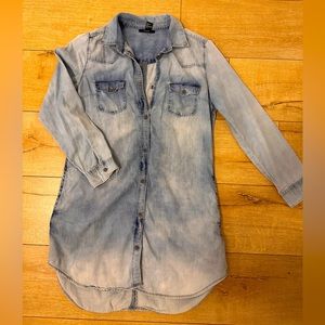 SHIRT DRESS / LIGHT BLUE JEANS
